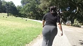 Garçon baise sa bell ...