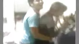 Le voisin a sellé le ...